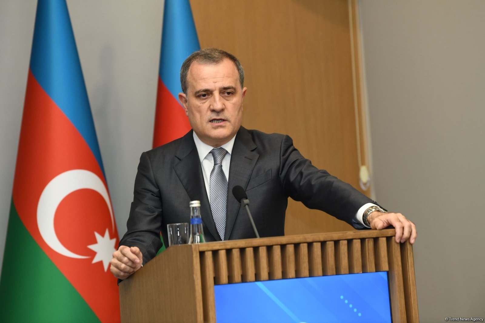Ermənistan mövcud çətinlikləri aradan qaldıran zaman sülh müqaviləsi imzalanmağa hazır olacaq – Rəsmi Bakı