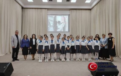 Bərdə şəhər 3 nömrəli uşaq musiqi məktəbin də “Heydər Əliyev və Üzeyir Hacıbəyli sənəti” adlı ədəbi – bədii gecə keçirilmişdir.